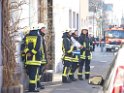 Einsatz Feuerwehr SEK Polizei Koeln Nippes Merheimerstr P035